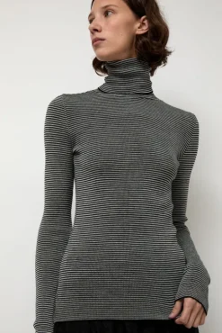 Alpha Rollneck in Espresso Fine Stripes