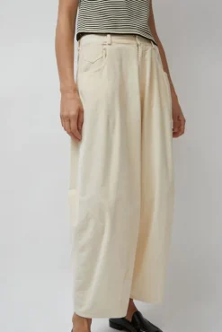 Corduroy Baggy Pants in Butter