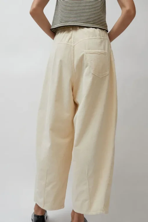 Corduroy Baggy Pants in Butter
