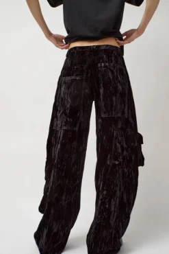 Lawn Cargo Pant in Black