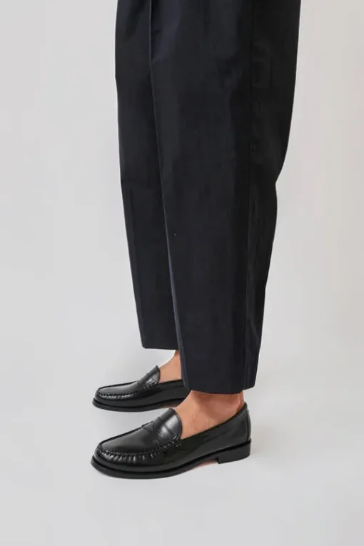 New York Loafer in Licorice
