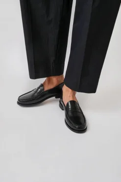 New York Loafer in Licorice