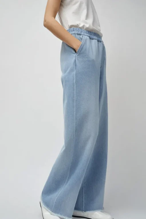 Polly Elastic Waist Jean in Light Blue