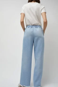 Polly Elastic Waist Jean in Light Blue
