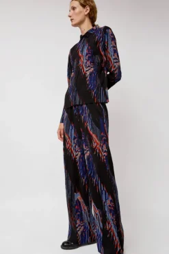 Silhouette Plisse Pant in Blue Shadow Wing